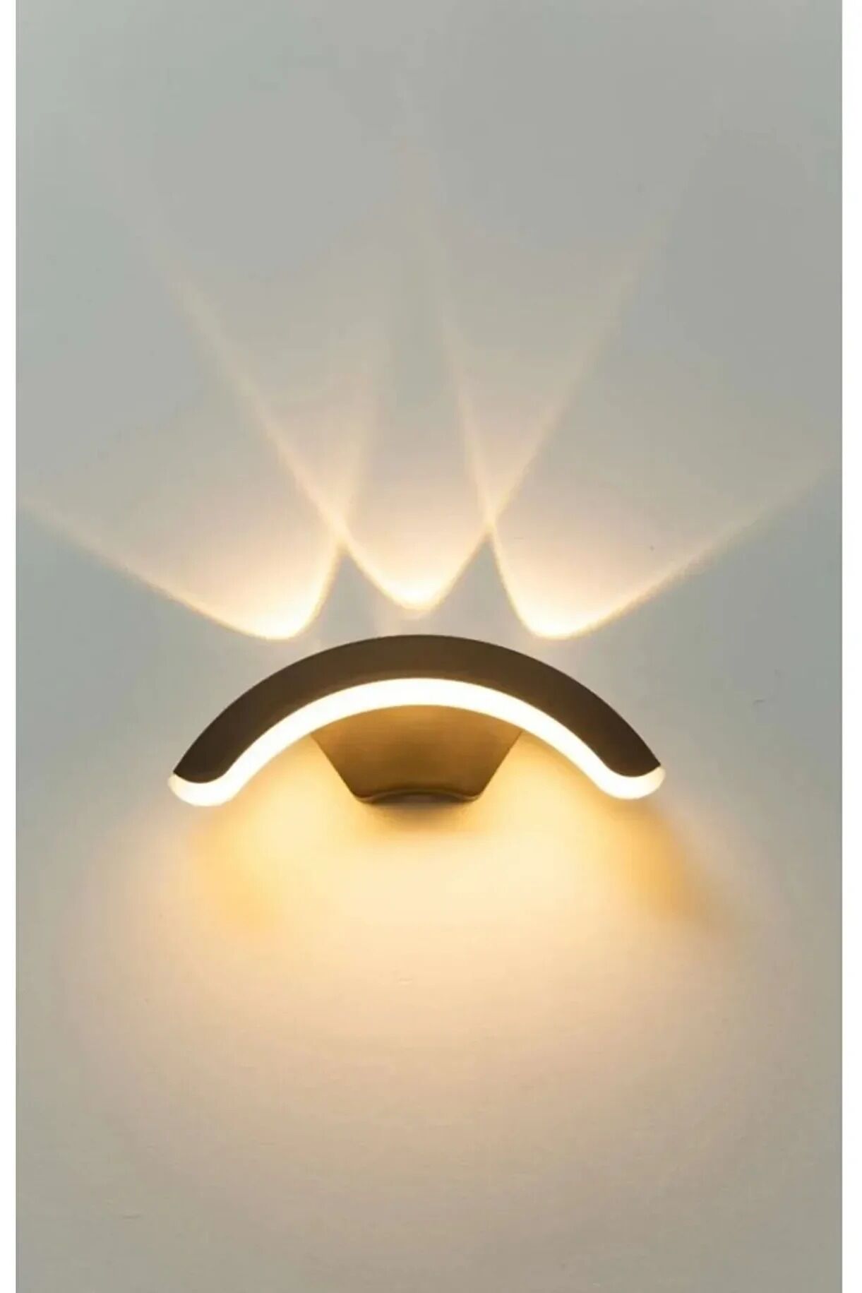 Econa ECN-4070 24W Siyah Kasa Dış Mekan Dekoratif LED Aplik Günışığı