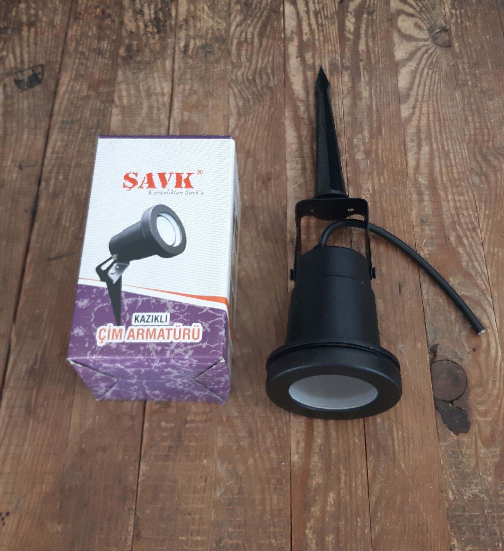 Şavk Ş701101 Siyah Kazıklı Bahçe Armatürü Gu10 Duy Plastik Kasa